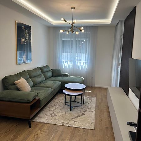 Luxury Apartments D&B Podgorica Exterior foto
