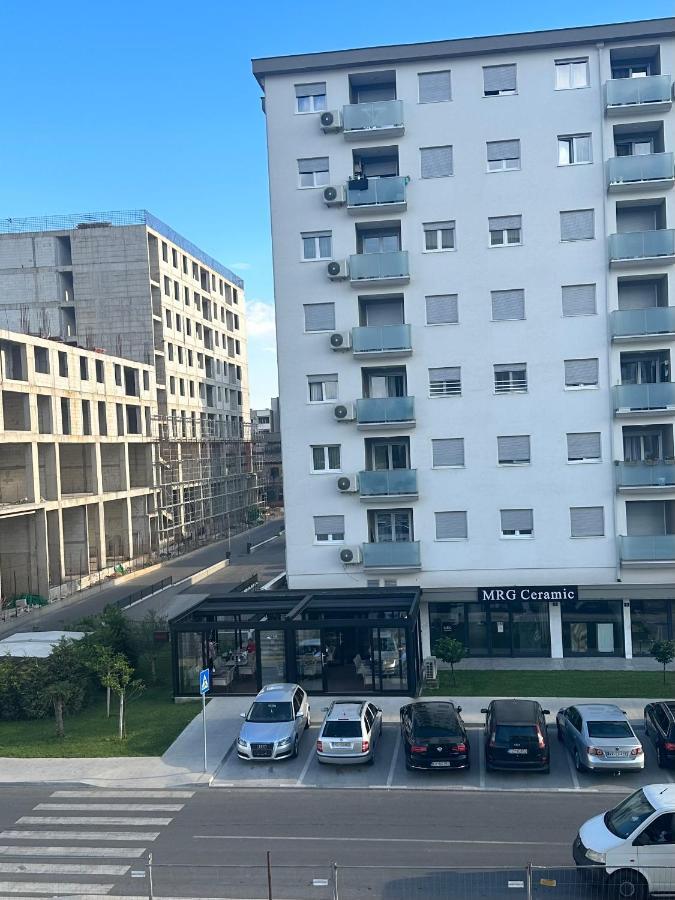 Luxury Apartments D&B Podgorica Exterior foto