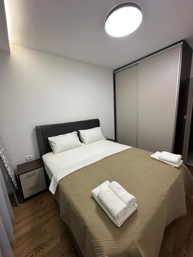 Luxury Apartments D&B Podgorica Exterior foto