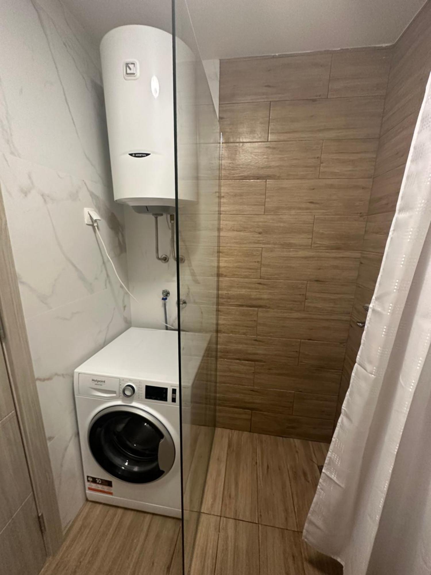 Luxury Apartments D&B Podgorica Exterior foto