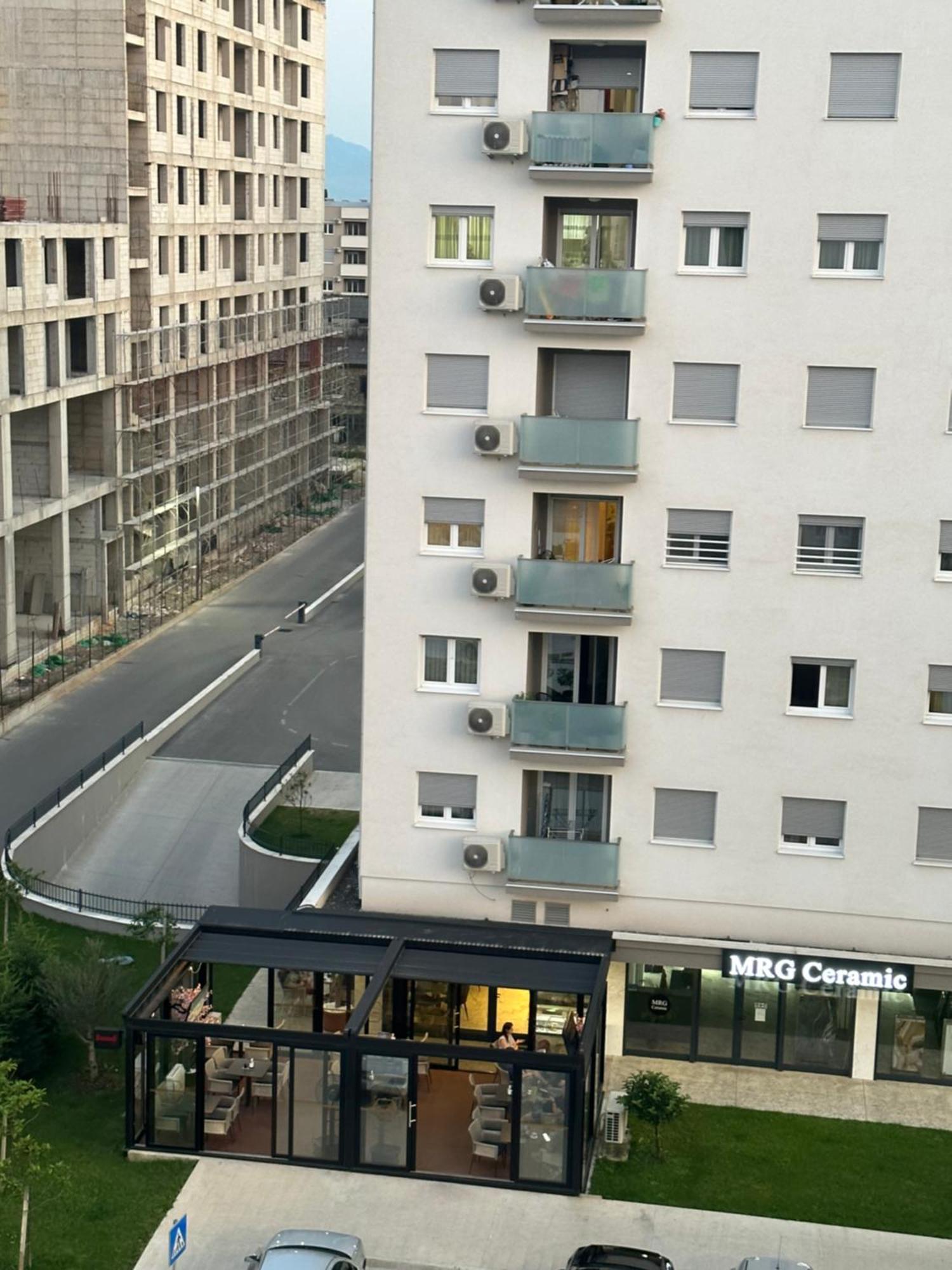 Luxury Apartments D&B Podgorica Exterior foto